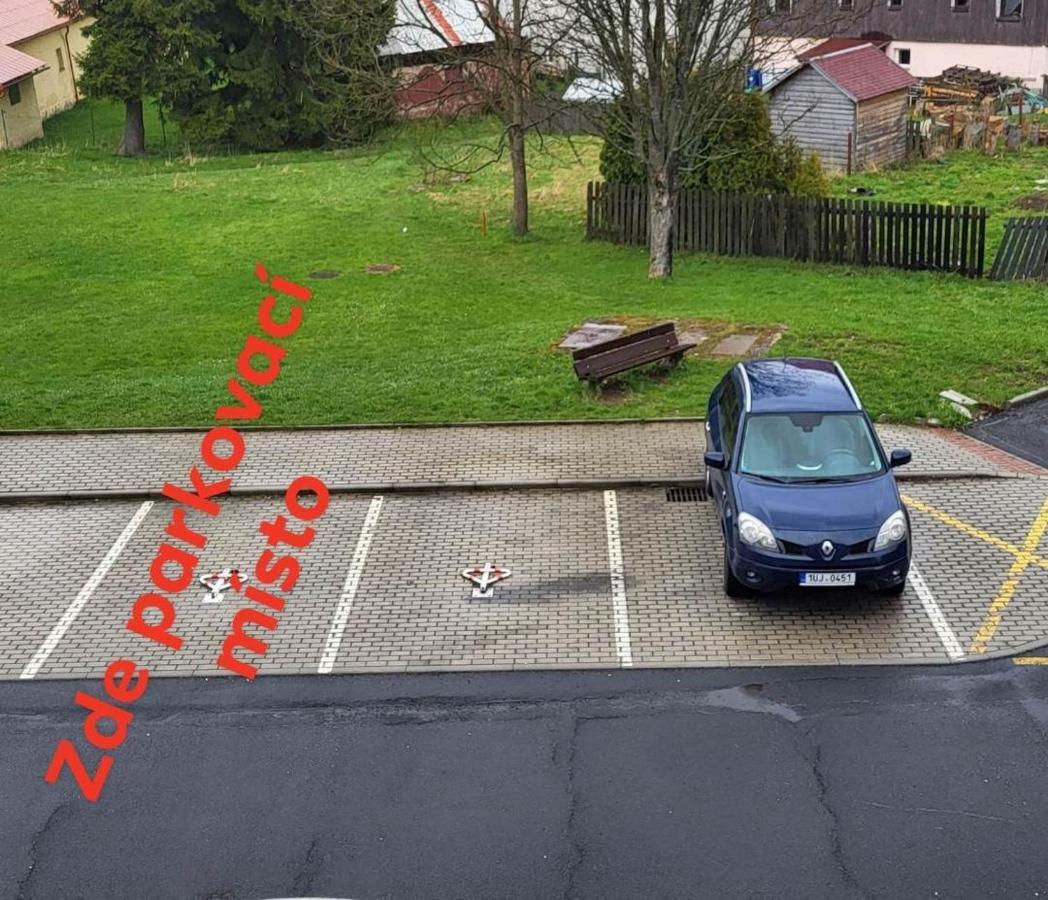Apartmany 2+1 U Klinovce Kovarska Bagian luar foto