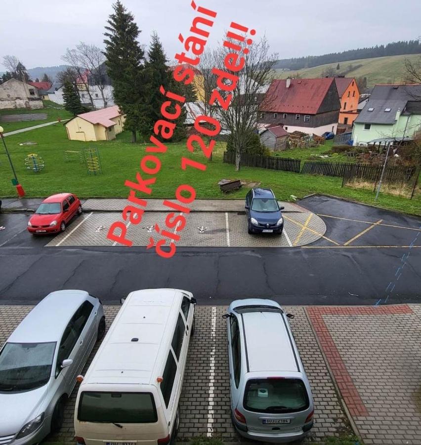 Apartmany 2+1 U Klinovce Kovarska Bagian luar foto